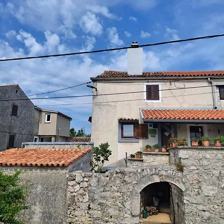 Holiday Home Pernat * Pernata