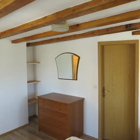 Holiday Home Pernat Vakantiehuis Pernata